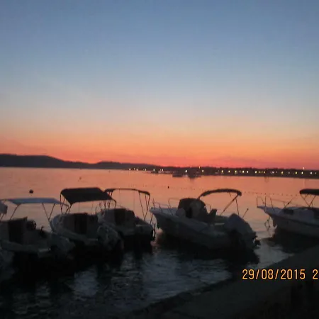 Curica Doma * Donje Polje