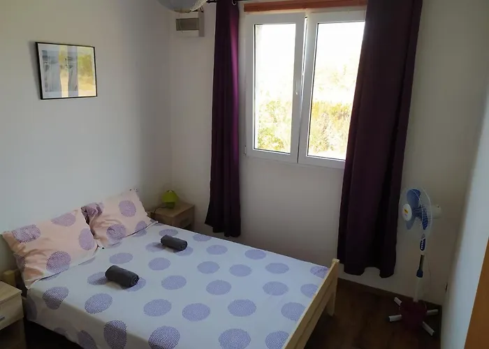 Curica Doma Donje Polje