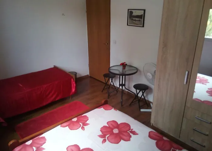 Curica Doma Bed & Breakfast